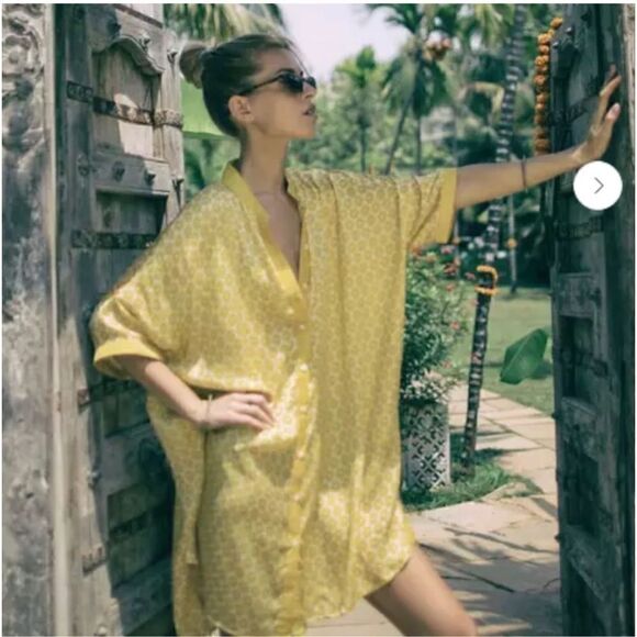 KAPARA LONDON HASMA PRINT BEACH SHIRT COVER UP SIZE M NEW WITH TAGS - Picture 2 of 9